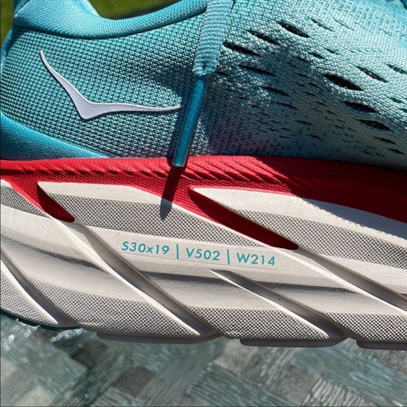 Hoka Clifton 8 W 7.5B - Picture 8 of 11